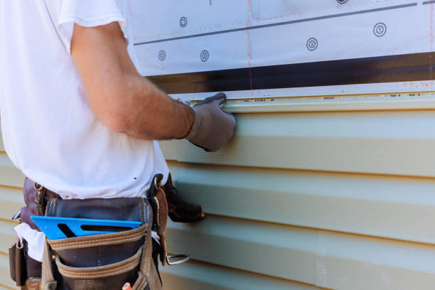 Trusted Emergency Siding Repair service in Radnor, OH - Creative Siding